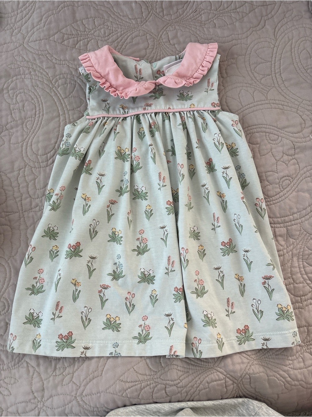 Sleeveless Floral Sundress with Pink Ruffle Collar
